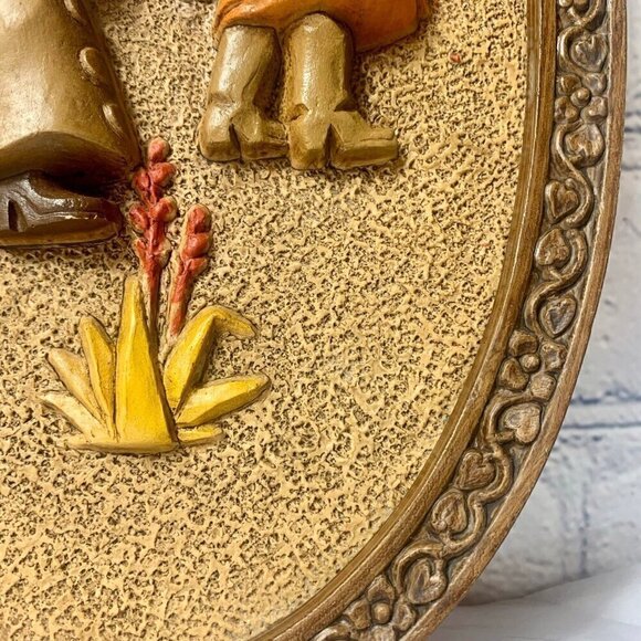 Vintage Homco Hubbell Cowboy Cowgirl 3D Oval Plaque - Picture 3 of 7